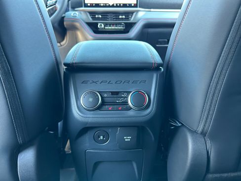 New 2026 Ford Explorer ST-Line w/ ST-Line Street Pack AWD/4WD image 32