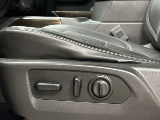 Used 2019 Chevrolet Silverado 1500 RST w/ All-Star Edition RWD image 27