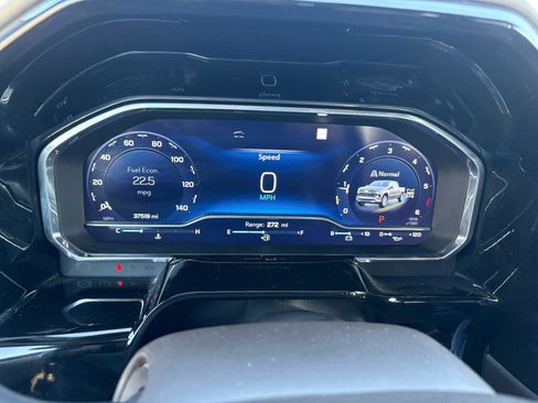 Used 2022 Chevrolet Silverado 1500 LTZ w/ Technology Package image 25