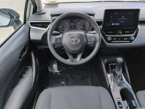 Used 2023 Toyota Corolla LE w/ LE Premium Package FWD image 15