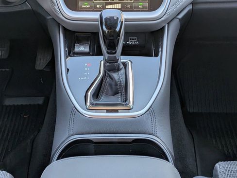 Used 2025 Subaru Outback Premium image 22
