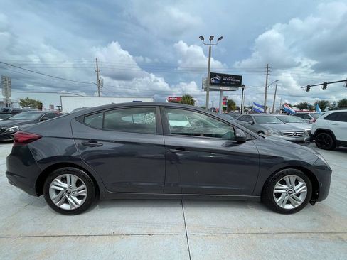 Used 2020 Hyundai Elantra SEL w/ Cargo Package (C1) FWD image 3