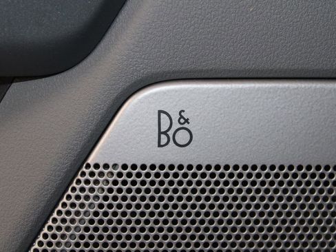 Used 2023 Ford F150 Lariat w/ Max Trailer Tow Package image 29