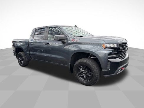 Used 2019 Chevrolet Silverado 1500 LT Trail Boss image 3