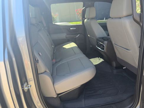 Used 2021 GMC Sierra 1500 SLT image 15