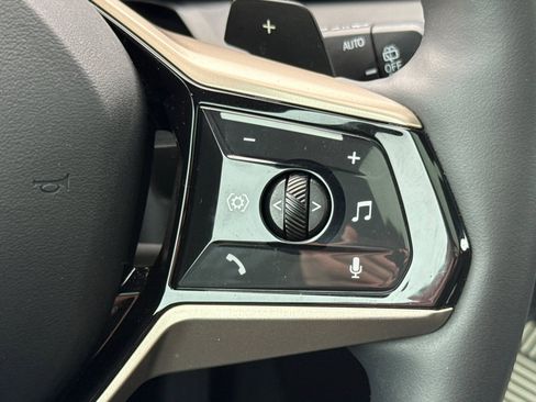 Used 2025 BMW X3 xDrive30i w/ Premium Package image 30