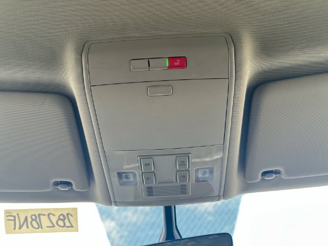 Used 2023 Volkswagen Atlas SE AWD/4WD image 40