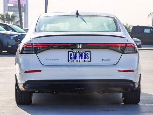 Used 2025 Honda Accord Sport image 7