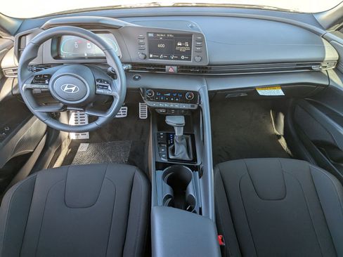 New 2026 Hyundai Elantra SEL Sport Premium FWD image 21