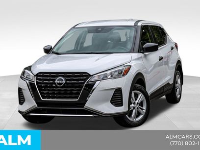 Certified 2025 Nissan Kicks Play S