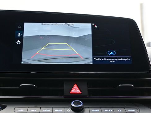 Certified 2026 Hyundai Elantra SEL FWD image 17