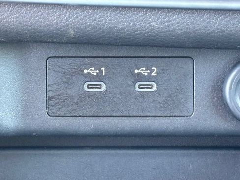 Used 2025 Nissan Rogue SV FWD image 23