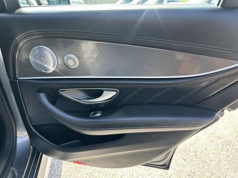 Used 2018 Mercedes-Benz E 63 AMG S image 37