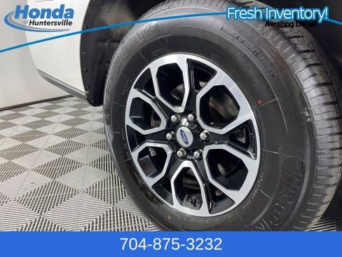 Used 2018 Ford Expedition Limited w/ Equipment Group 301A image 14
