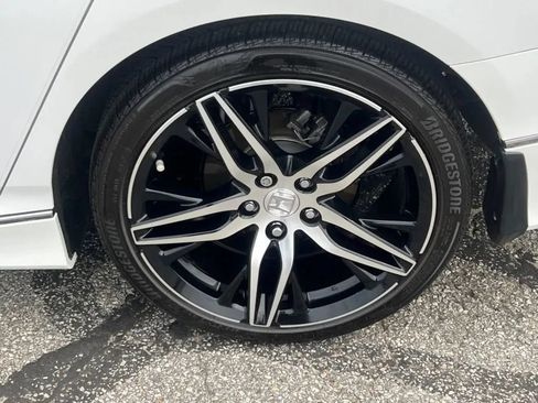 Used 2021 Honda Accord Touring image 39