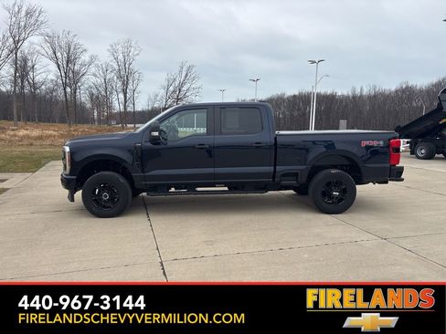 Used 2025 Ford F250 XL w/ STX Appearance Package image 2