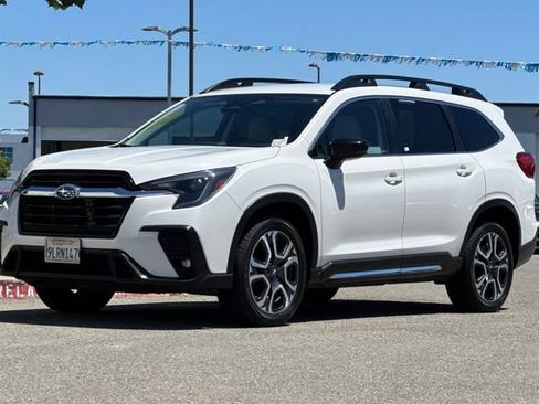 Used 2024 Subaru Ascent Limited AWD/4WD image 8