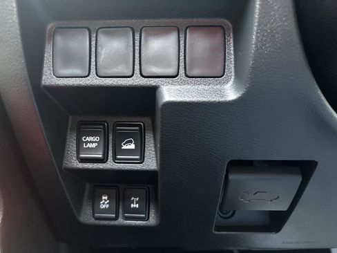 Used 2024 Nissan Frontier PRO-4X w/ Off-Road Protection Package image 15