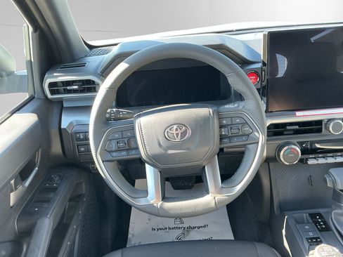 New 2026 Toyota Tacoma TRD Off-Road AWD/4WD image 12