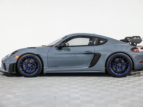 Used 2025 Porsche 718 Cayman GT4 RS RWD image 12