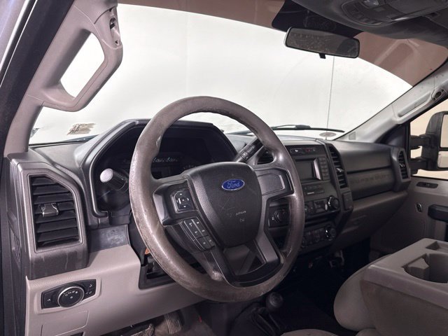 Used 2017 Ford F250 XL w/ Power Equipment Group AWD/4WD image 18