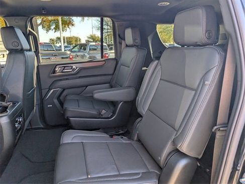 New 2026 GMC Yukon XL Denali image 19