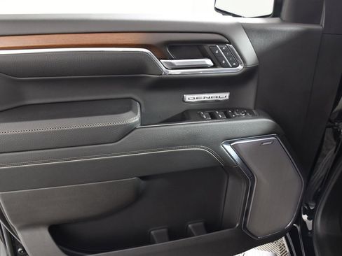 Used 2024 GMC Sierra 1500 Denali w/ Denali Reserve Package image 14