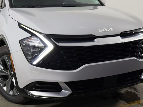 Used 2023 Kia Sportage SX FWD image 47