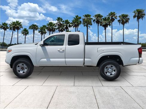 Used 2020 Toyota Tacoma SR w/ SR Convenience Package RWD image 4