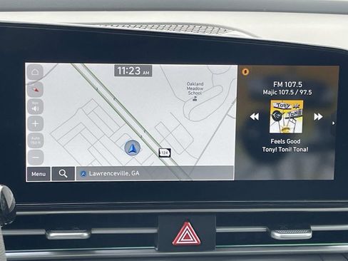 Used 2024 Hyundai Elantra SEL image 18