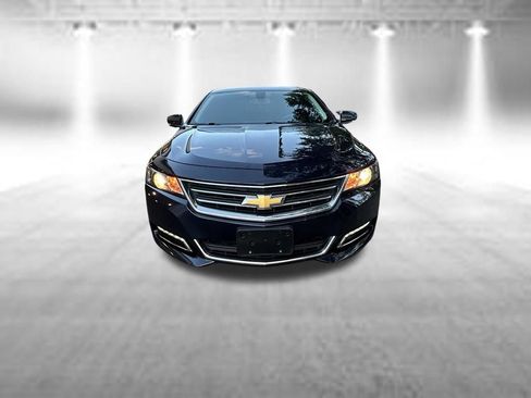Used 2018 Chevrolet Impala LT w/ Sunroof and Spoiler Package FWD image 8