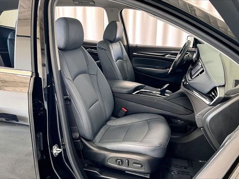 Used 2021 Buick Enclave Essence w/ Sound and Sites Package image 6