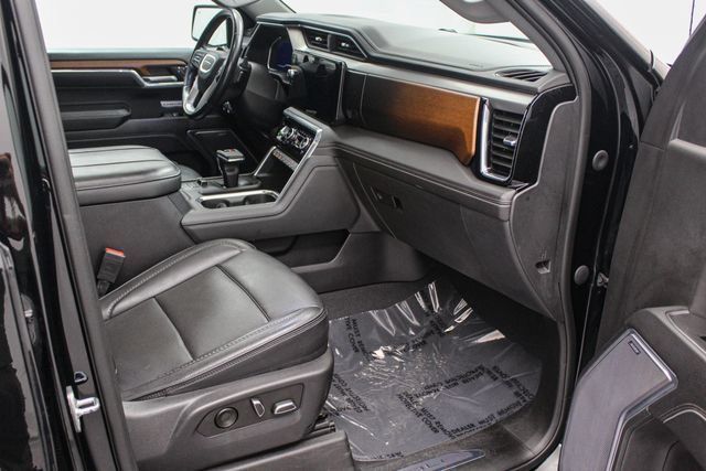 Used 2023 GMC Sierra 1500 Denali w/ Denali Reserve Package AWD/4WD image 17