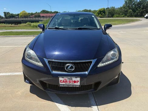 Used 2013 Lexus IS 250 w/ Premium Pkg Value Edition RWD image 3