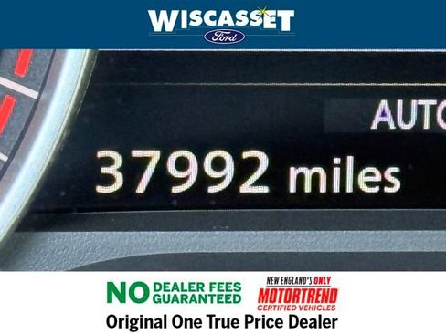 Used 2024 Nissan Pathfinder SV image 18