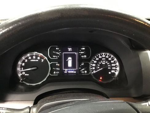 Used 2019 Toyota Tundra SR5 image 10
