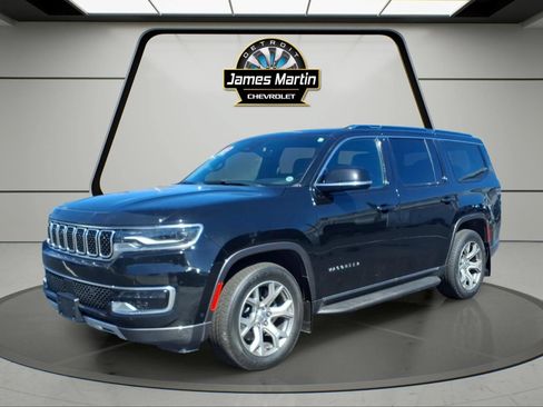 Used 2022 Jeep Wagoneer Series II AWD/4WD image 1