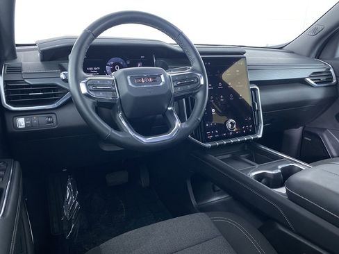 Certified 2025 GMC Acadia Elevation image 2