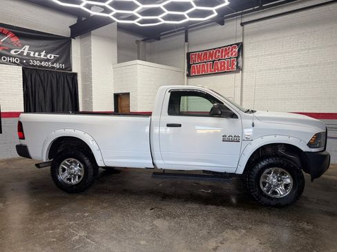 Used 2014 RAM 2500 Tradesman w/ Power & Remote Entry Group image 2
