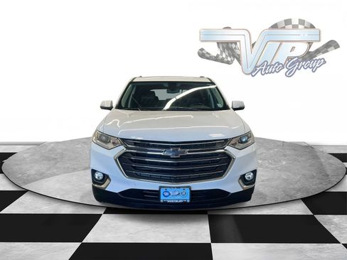 Used 2019 Chevrolet Traverse LT w/ LT Premium Package AWD/4WD image 2