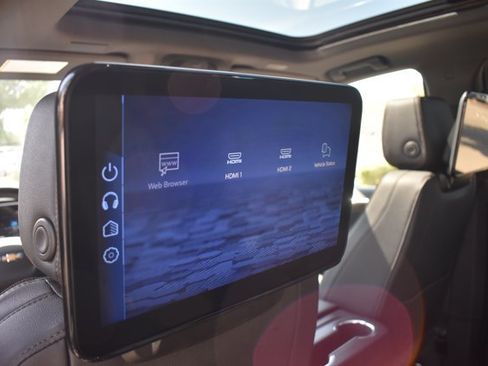 New 2026 Chevrolet Tahoe High Country AWD/4WD image 20