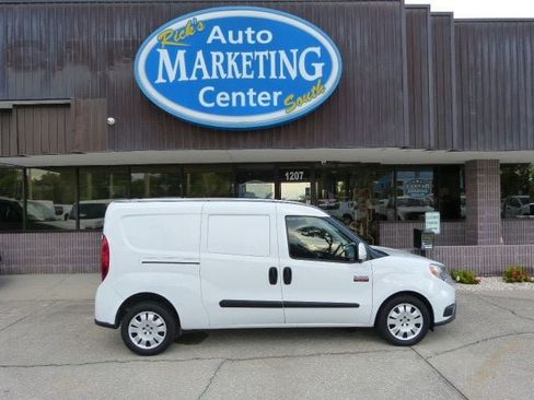 Used 2020 RAM ProMaster City Tradesman SLT FWD image 4