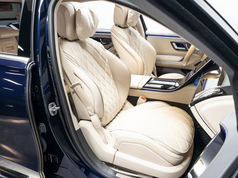 Used 2023 Mercedes-Benz S 580 4MATIC Sedan image 23