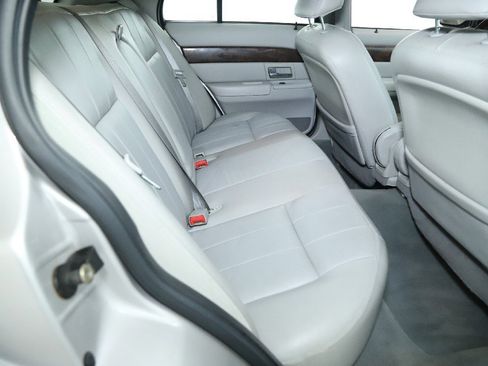 Used 2005 Mercury Grand Marquis LS image 28