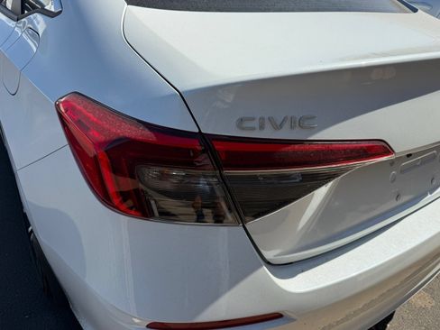 Certified 2024 Honda Civic EX image 10