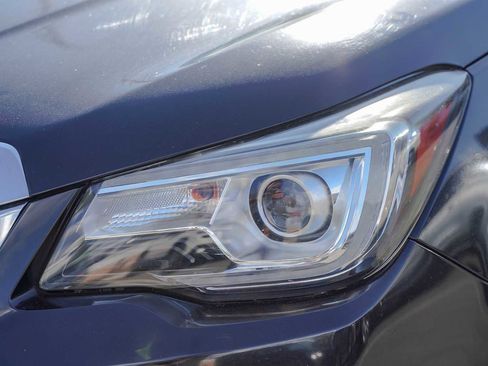 Used 2018 Subaru Forester 2.5i Limited image 2