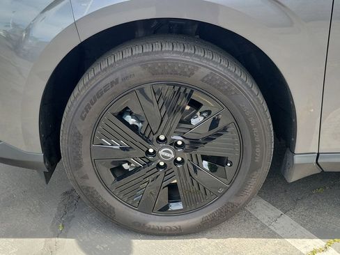 Used 2025 Nissan Murano SV AWD/4WD image 28