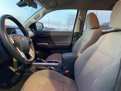 Certified 2023 Toyota Tacoma SR5 image 10