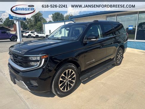 Used 2025 Ford Expedition Platinum AWD/4WD image 3
