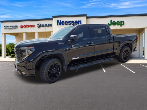 Used 2024 GMC Sierra 1500 Elevation RWD image 3